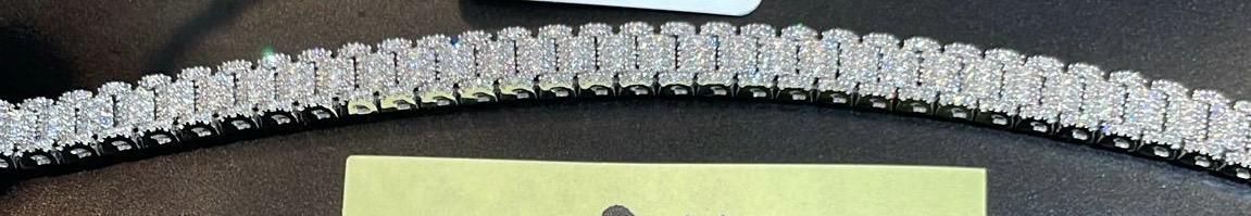 D16 R Diamond Bracelet