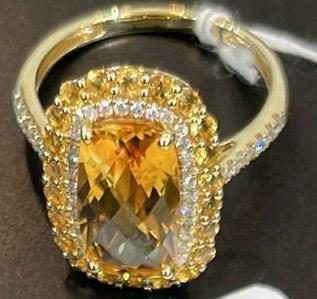 D2 Diamond Ring