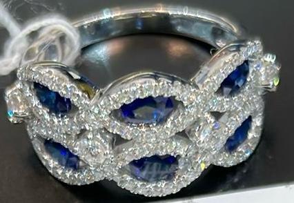 D7 Tri Diamond Ring