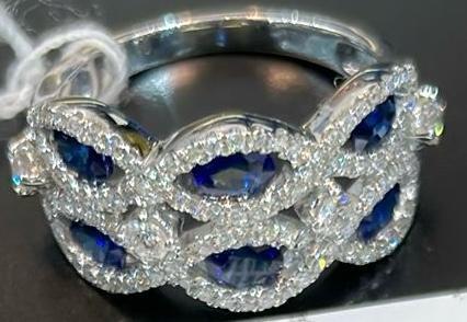 D7 Tri Diamond Ring