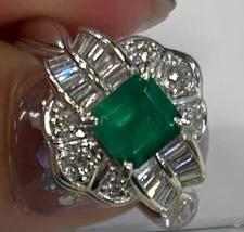 E7 Emerald Flora Ring