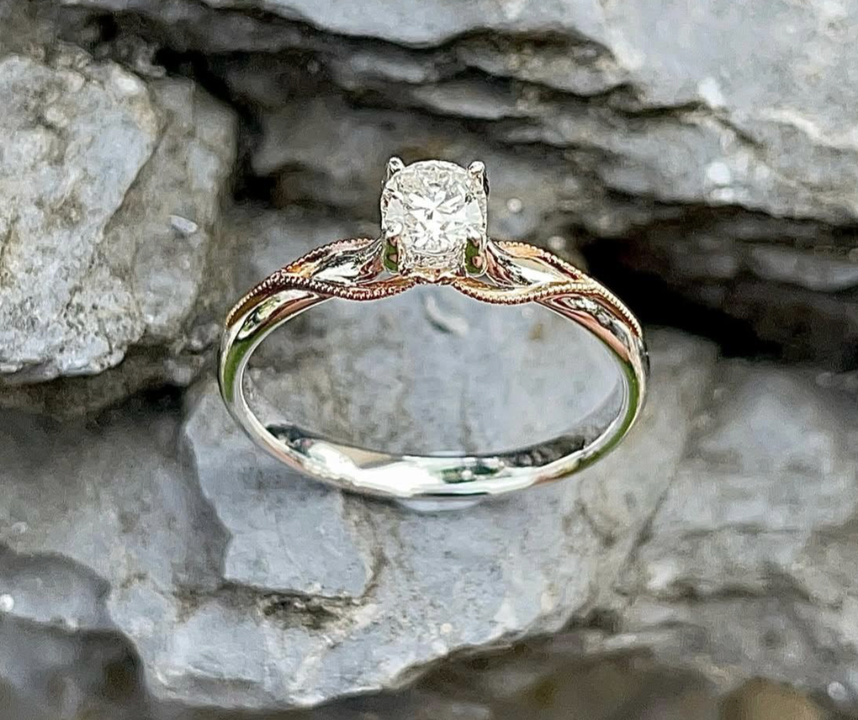Classic Solitaire Lace Ring