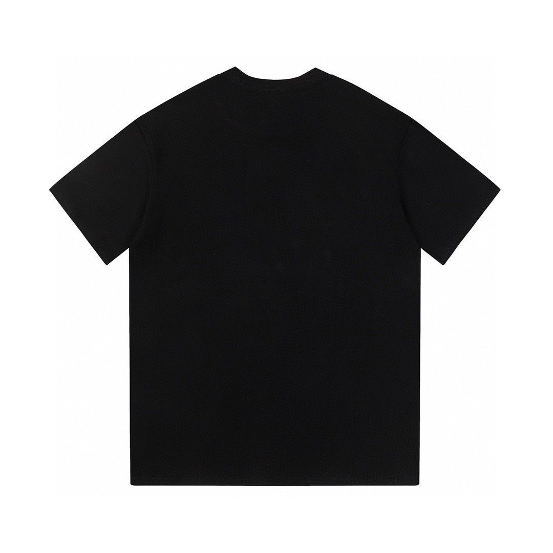 【Moncler 】（モンクレール）男女兼用、ご好評に付き再入荷！