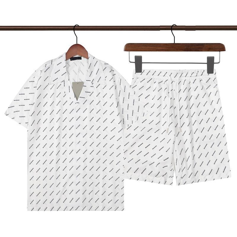 【BALENCIAGA公式旗艦店】 半袖ショートパンツスーツ ご好評に付き再入荷！