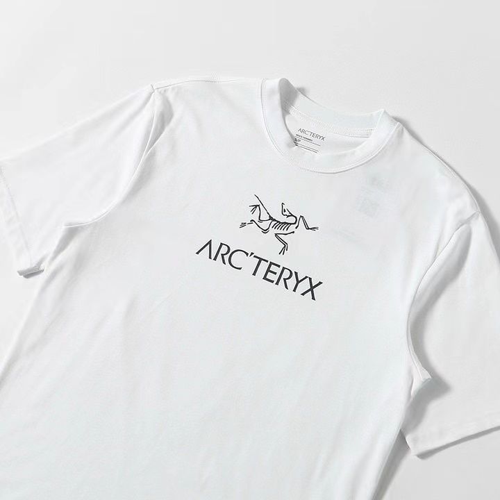 ARC’TERYX＊プリントロゴグラフィック 24SS Tシャツ ユニセックス