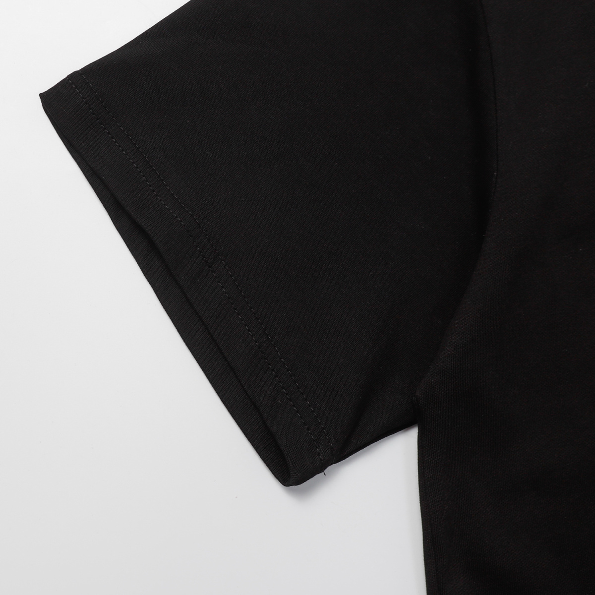 【LOEWE 公式旗艦店】（ロエベ）Tシャツ、ご好評に付き再入荷！