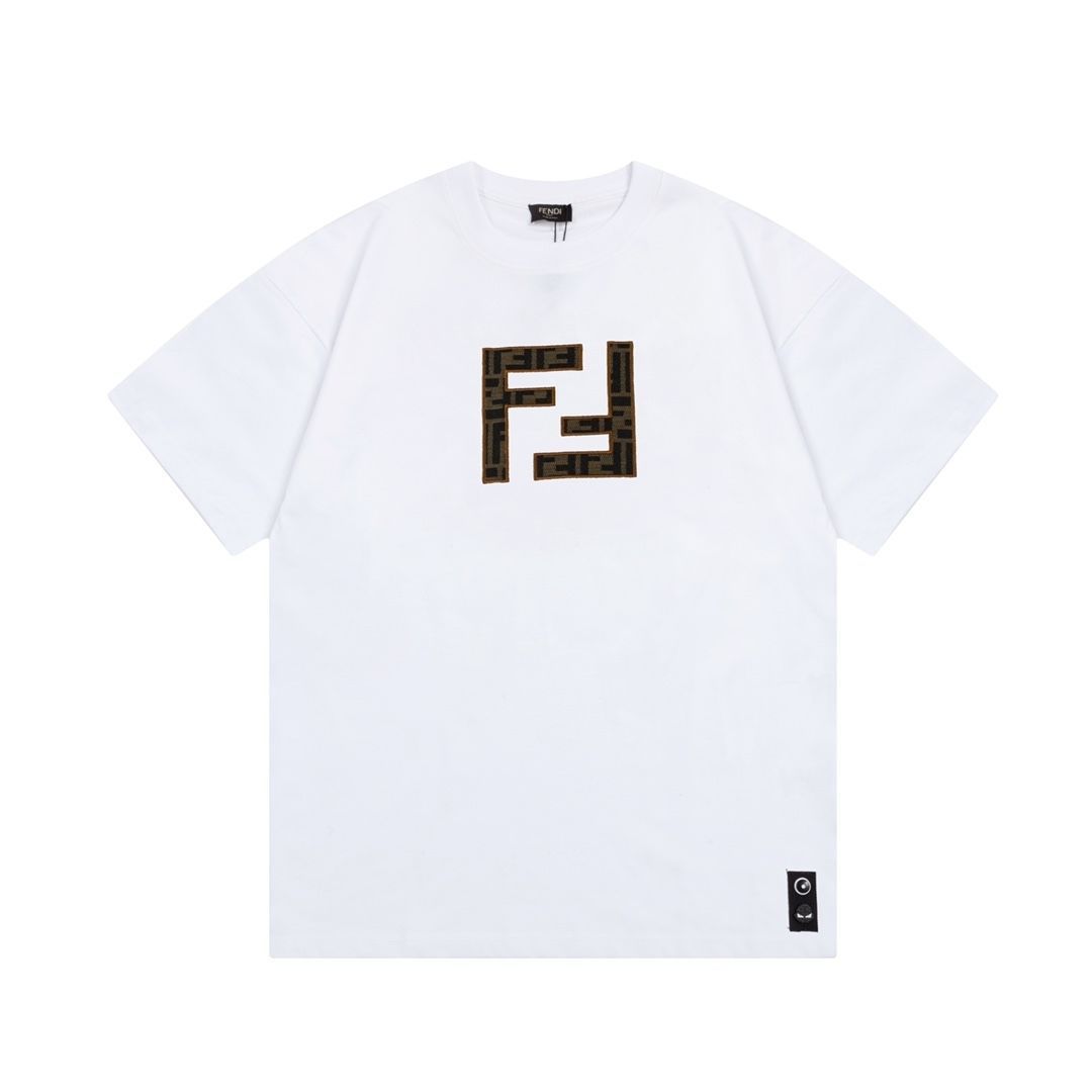 【FENDI公式旗艦店】 Tシャツ ご好評に付き再入荷！