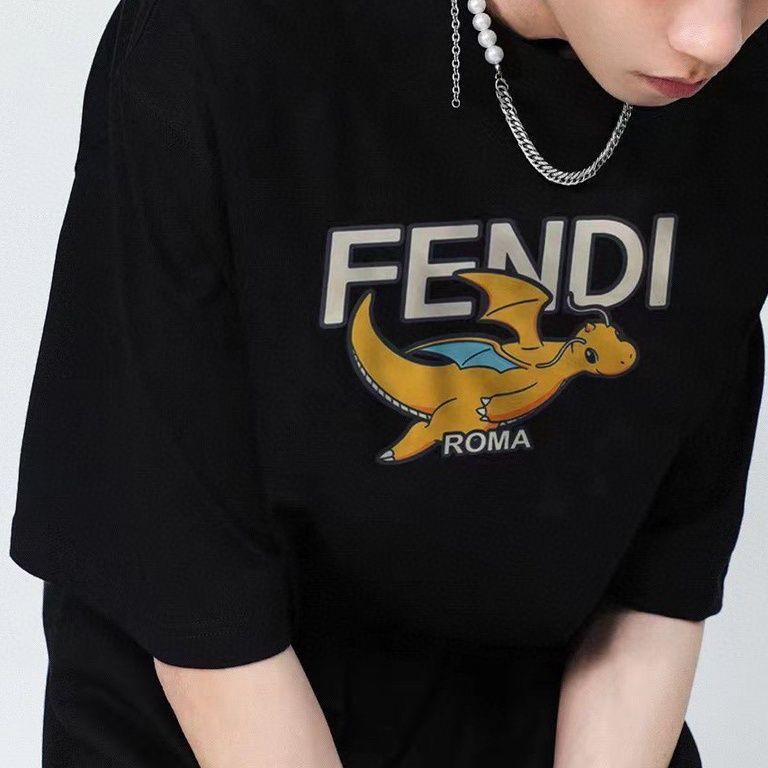 【FENDI公式旗艦店】 Tシャツ ご好評に付き再入荷！