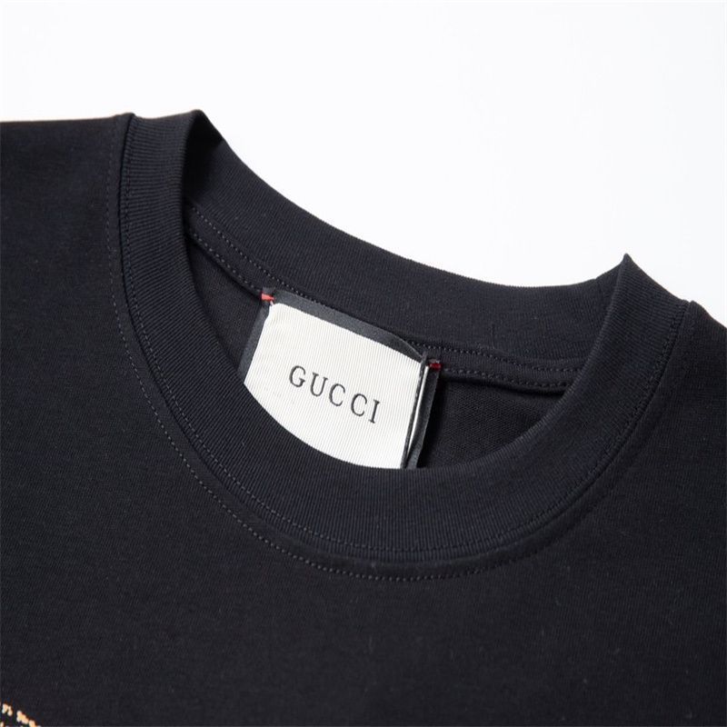 【Gucci 】（グッチ）Tシャツ ご好評に付き再入荷！