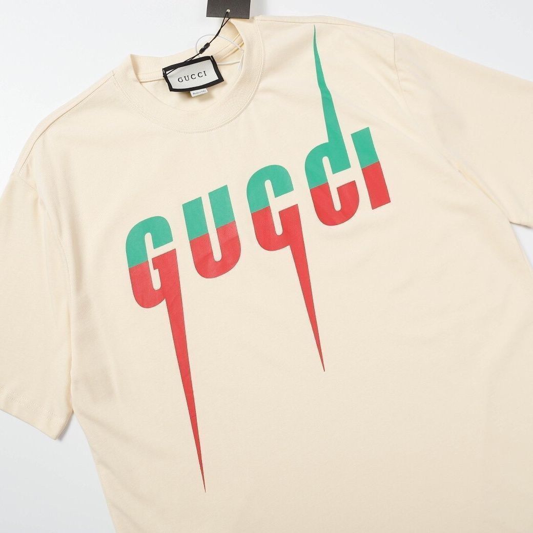 【GUCCI公式旗艦店】クッチ Tシャツ ご好評に付き再入荷！