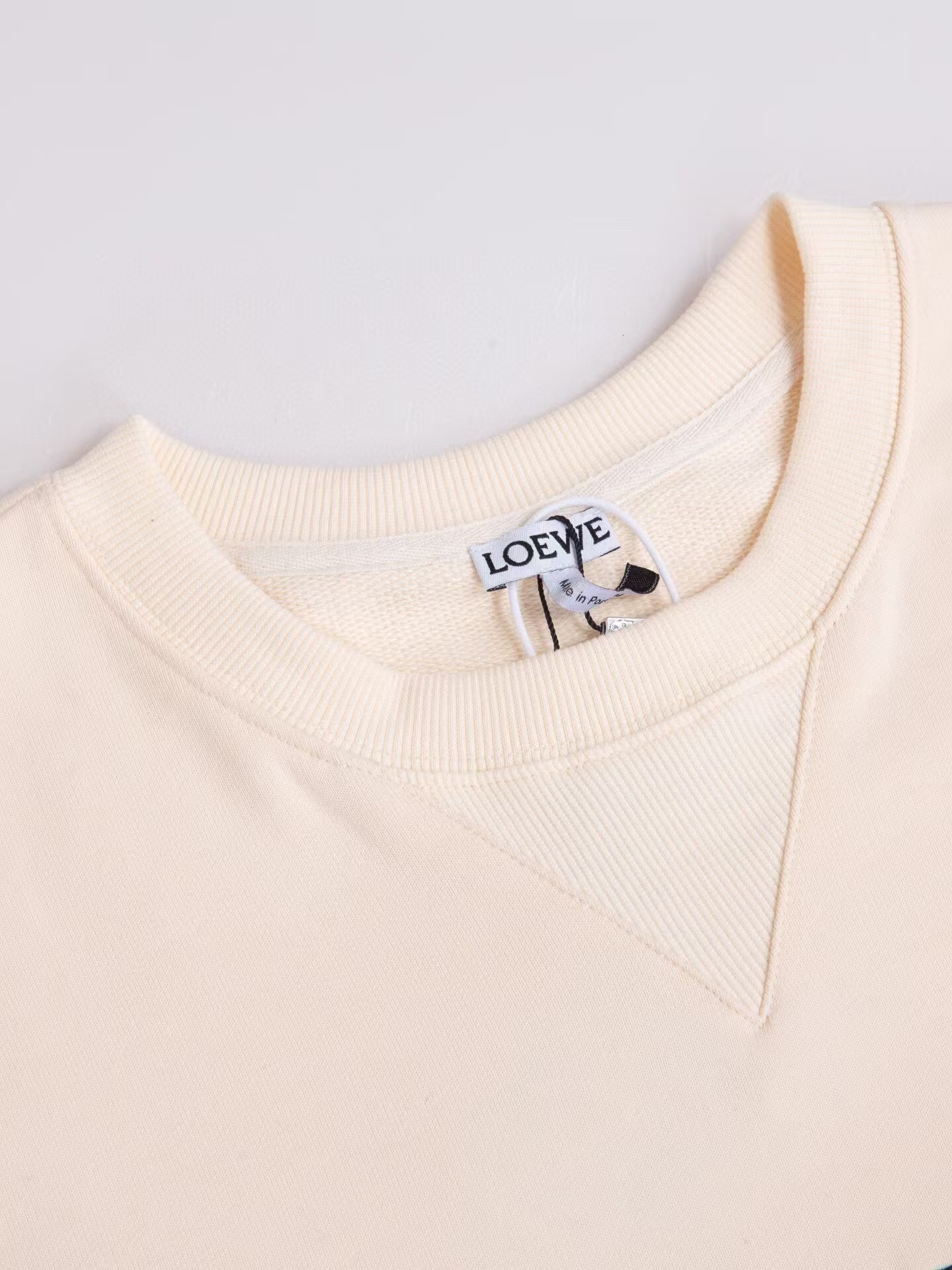 【LOEWE】ロエベ 刺繍入り長袖 、ご好評に付き再入荷！男女兼用