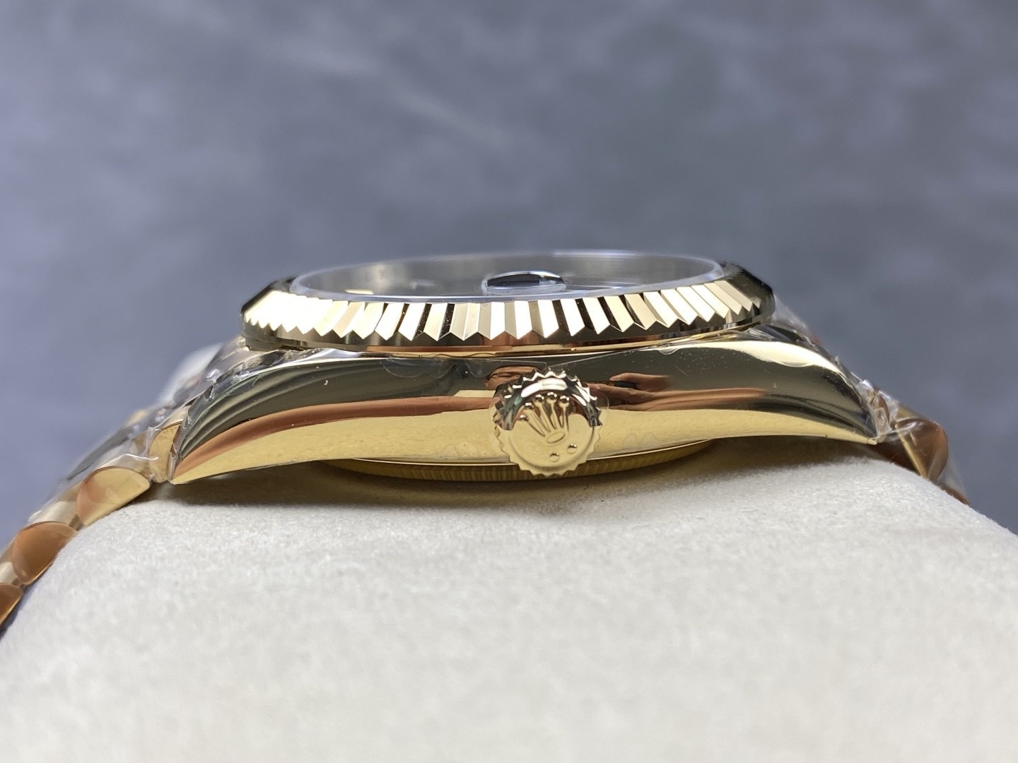 NEW Rolex 2025 ロレックス スカイドゥエラー 42mm  ツートーンオイスターブラックダイヤル