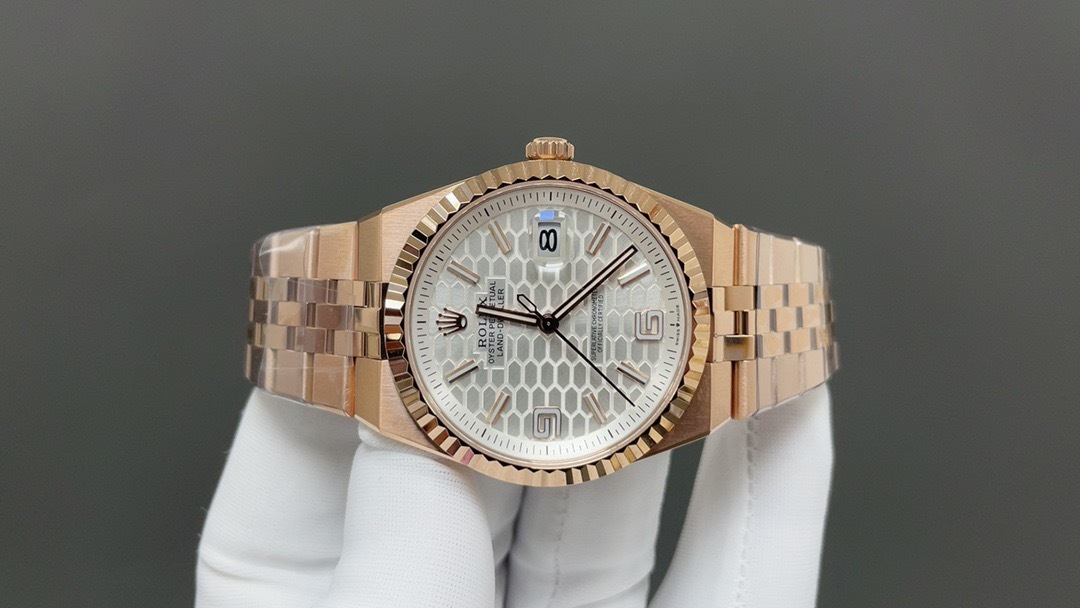 NEW 2025 ロレックス（スイスの腕時計ブランド）Rolex  Land-Dweller 40mm機械式時計