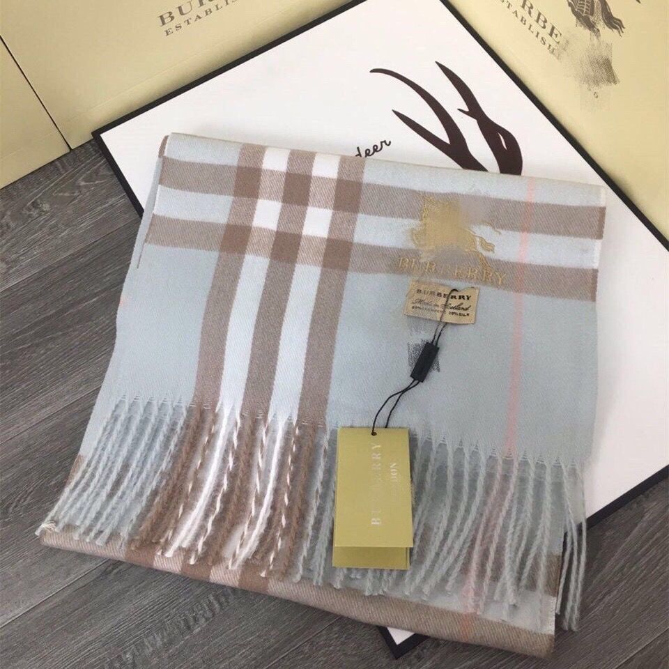 【BURBERRY】（バーバリー）リバーシブルスカーフ 9色