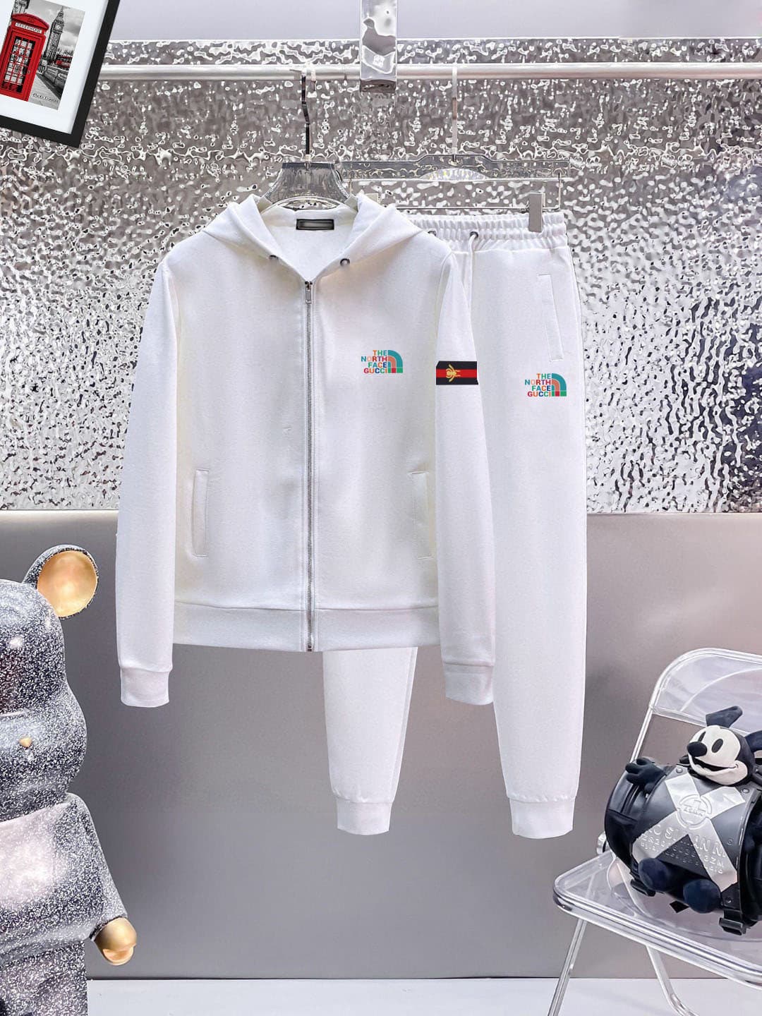 【GUCCI】( グッチ) スーツ【即日出荷】ご好評に付き再入荷！