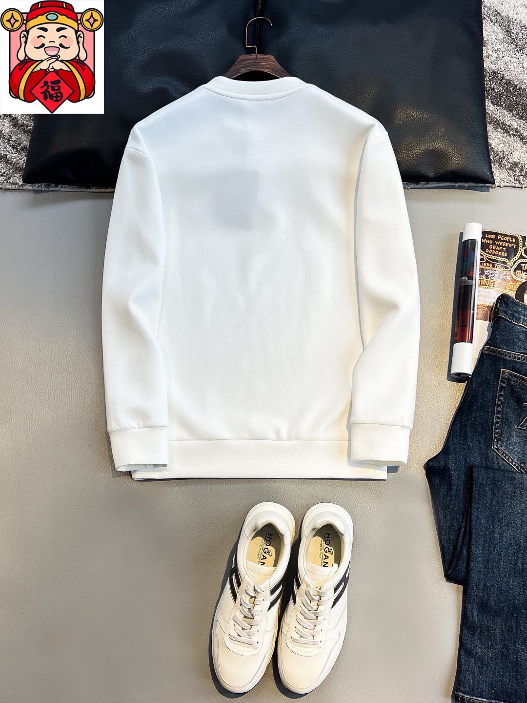 【GIVENCHY 公式旗艦店】ジバンシィ 丸首の衛衣 スウェットご好評に付き再入荷！