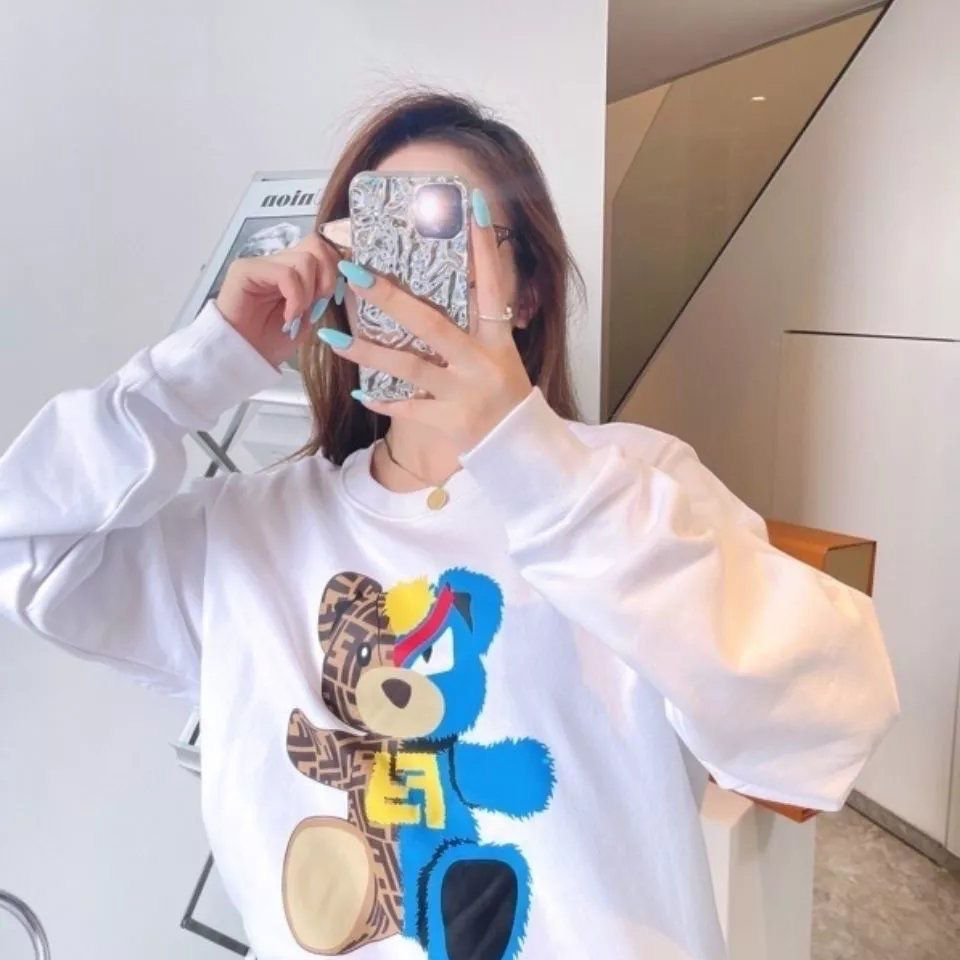【FENDI 公式旗艦店】（フェンディ）男女兼用、ご好評に付き再入荷！！