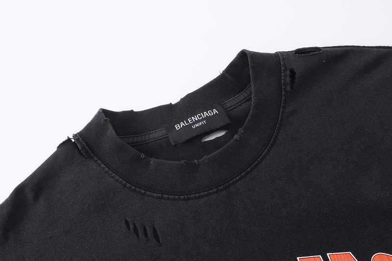 【BALENCIAGA】バレンシアガ 男女兼用、ご好評に付き再入荷！