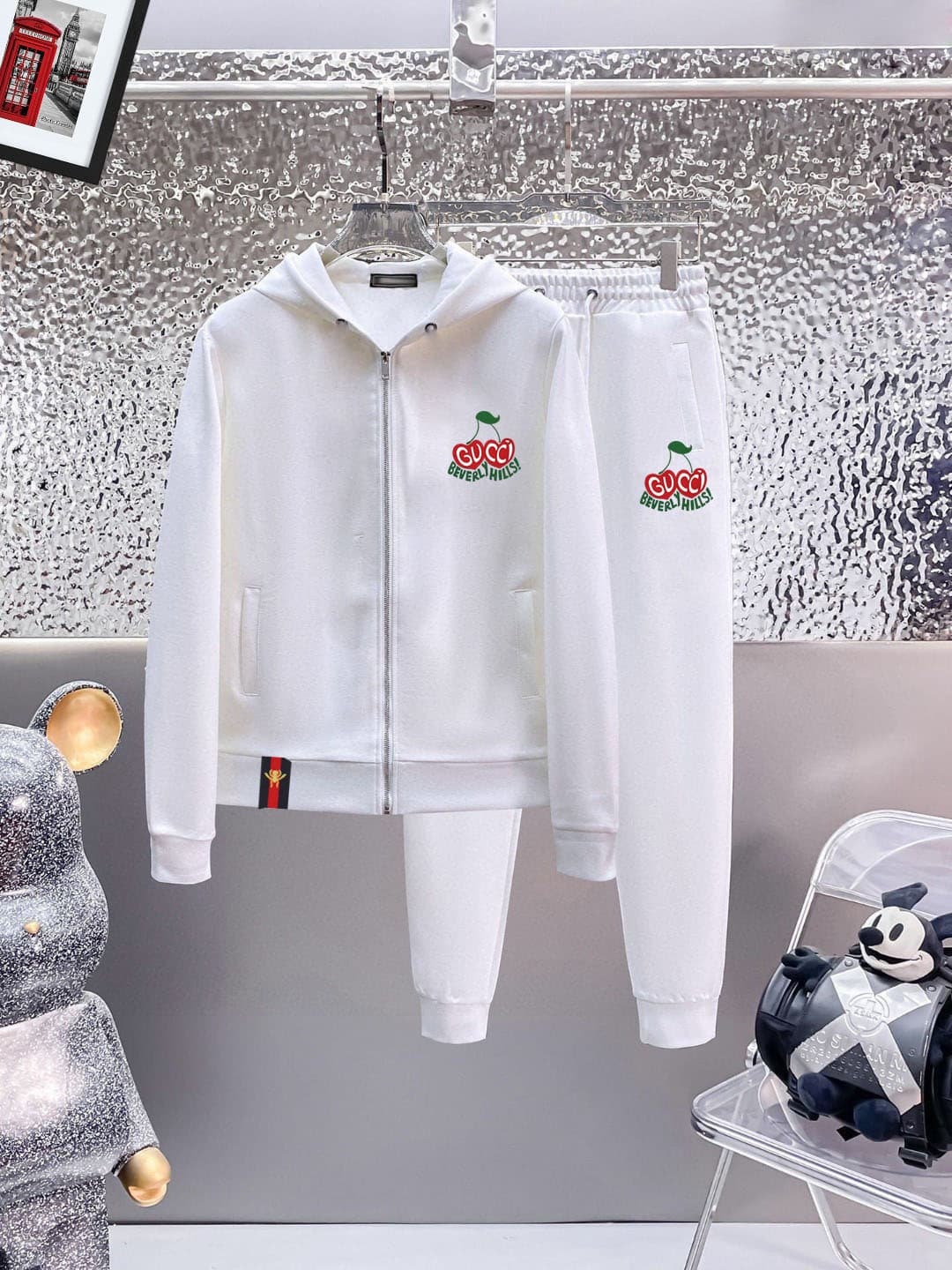 【GUCCI】( グッチ) スーツ【即日出荷】ご好評に付き再入荷！