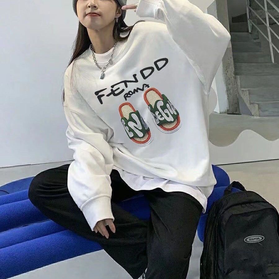 【FENDI】男女兼用、ご好評に付き再入荷！