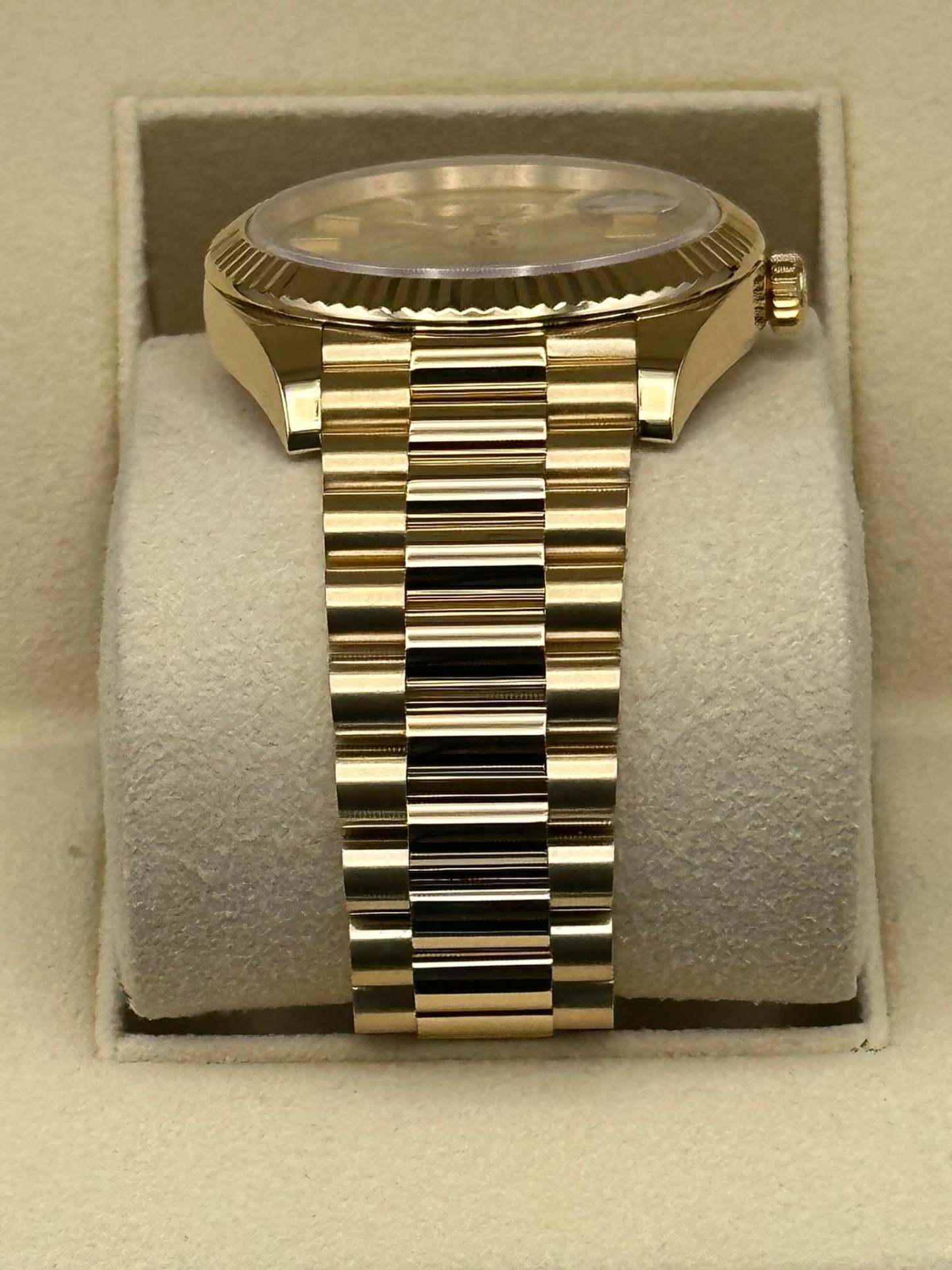 2020 ロレックス デイデイト 40mm 228238 プレジデンシャル シャンパンダイヤル