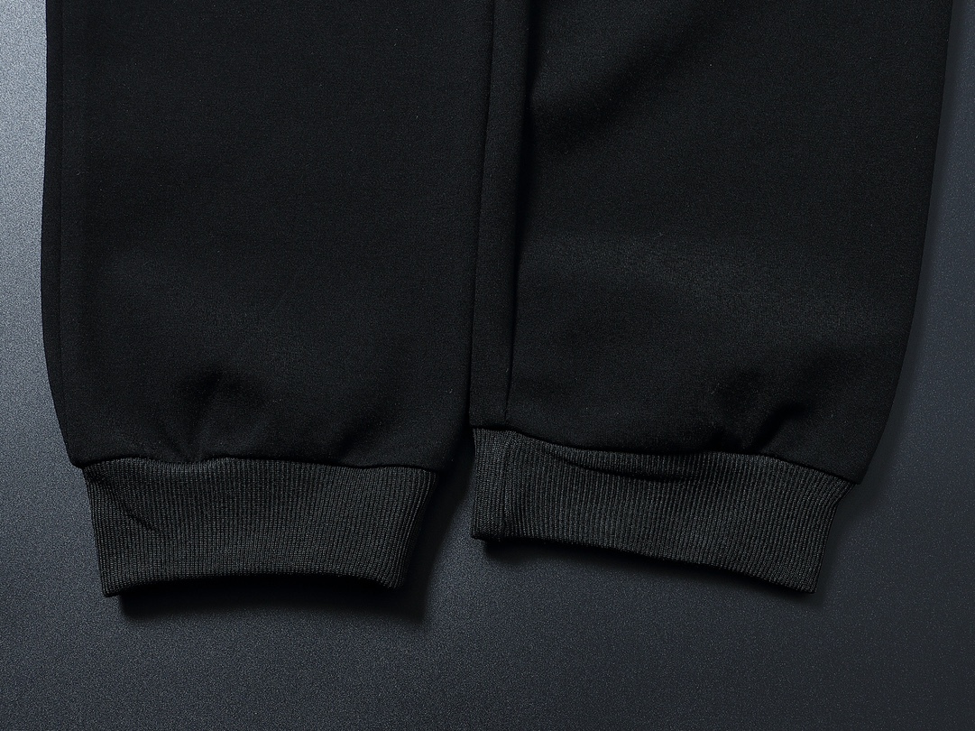 【LOEWE】( ロエベ) スーツ【即日出荷】ご好評に付き再入荷！