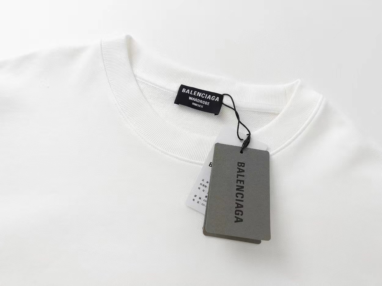 【BALENCIAGA】バレンシアガ 男女兼用、ご好評に付き再入荷！
