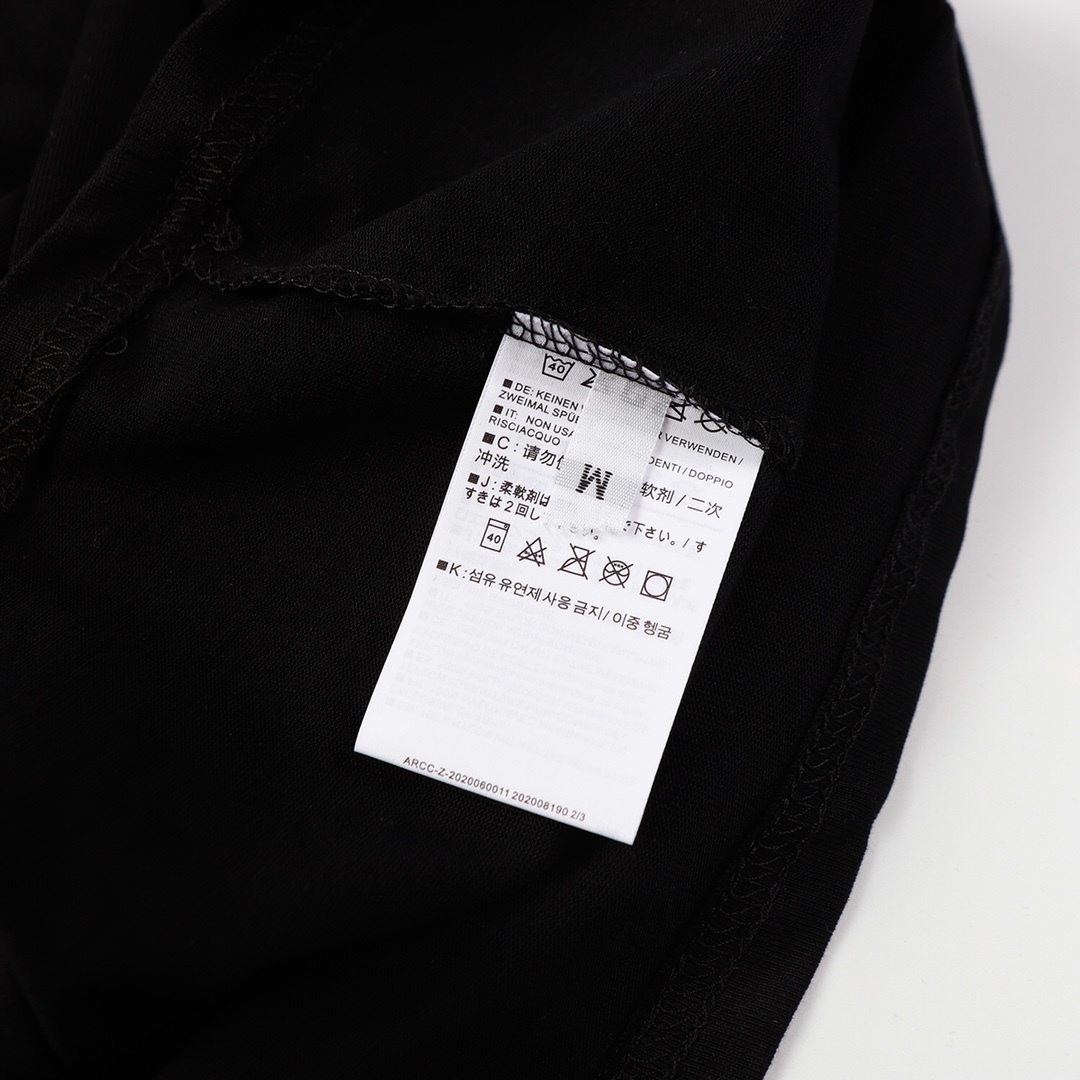 ARC’TERYX＊プリントロゴグラフィック 24SS Tシャツ ユニセックス