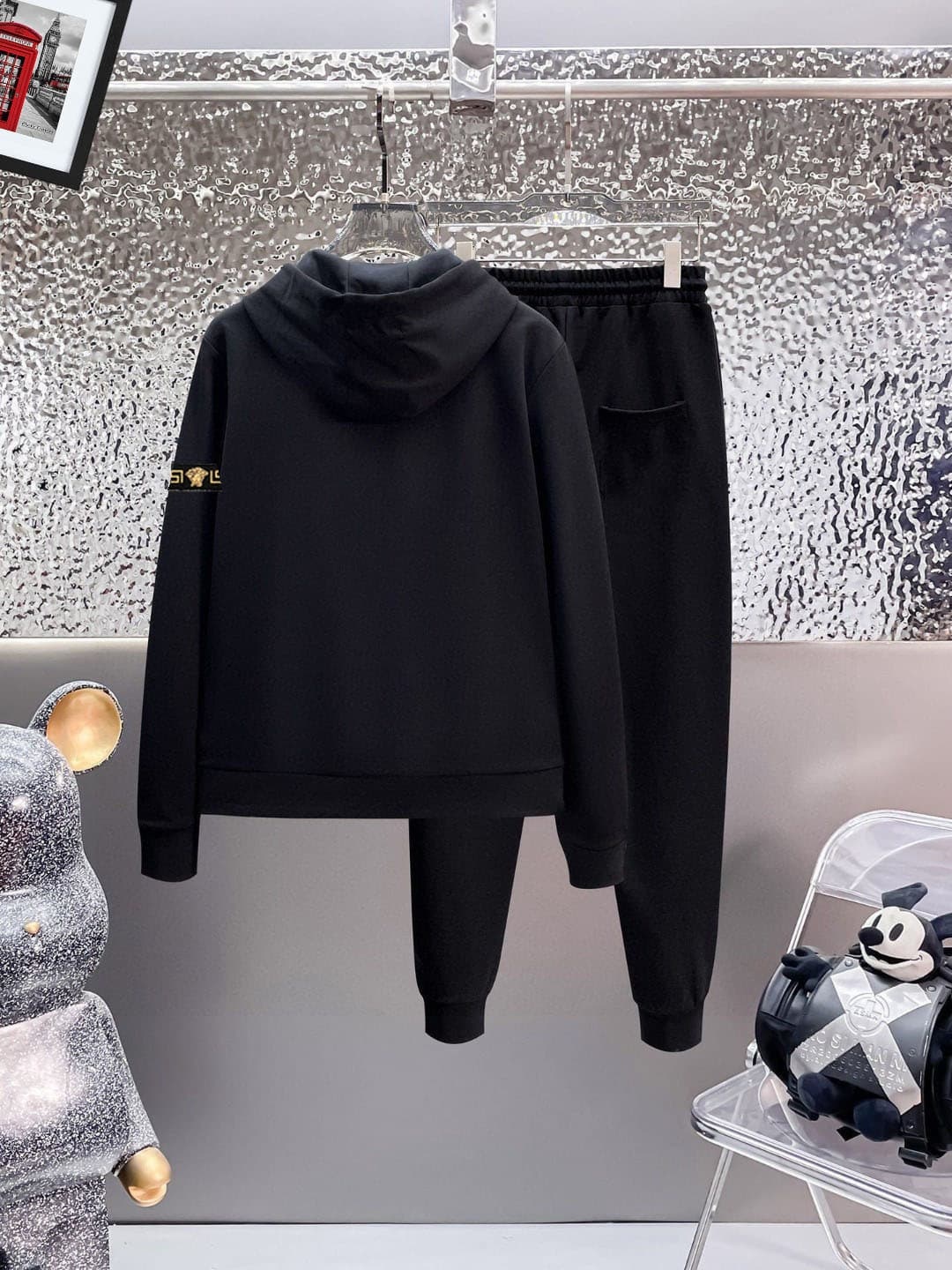 【VERSACE】( ヴェルサーチ) スーツ【即日出荷】ご好評に付き再入荷！