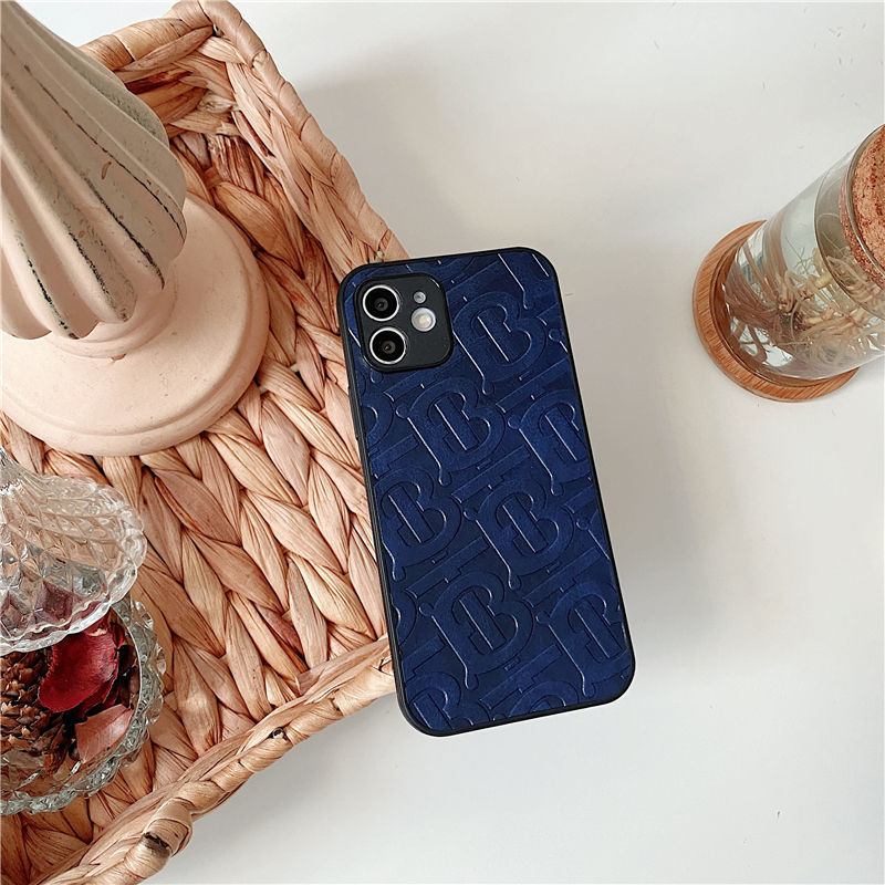 Burberryバーバリー携帯電話ケース【今日注文なら、もう一つ無料サービス】