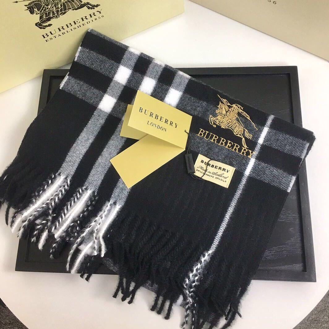 【BURBERRY】（バーバリー）リバーシブルスカーフ 9色