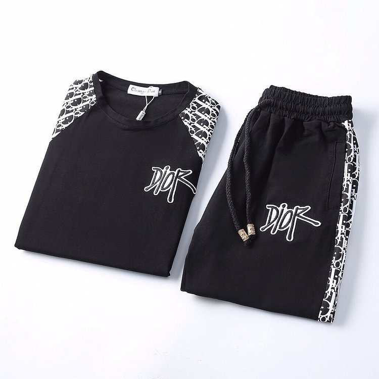 【DIOR旗艦店】（ディオール）ご好評に付き再入荷！2色