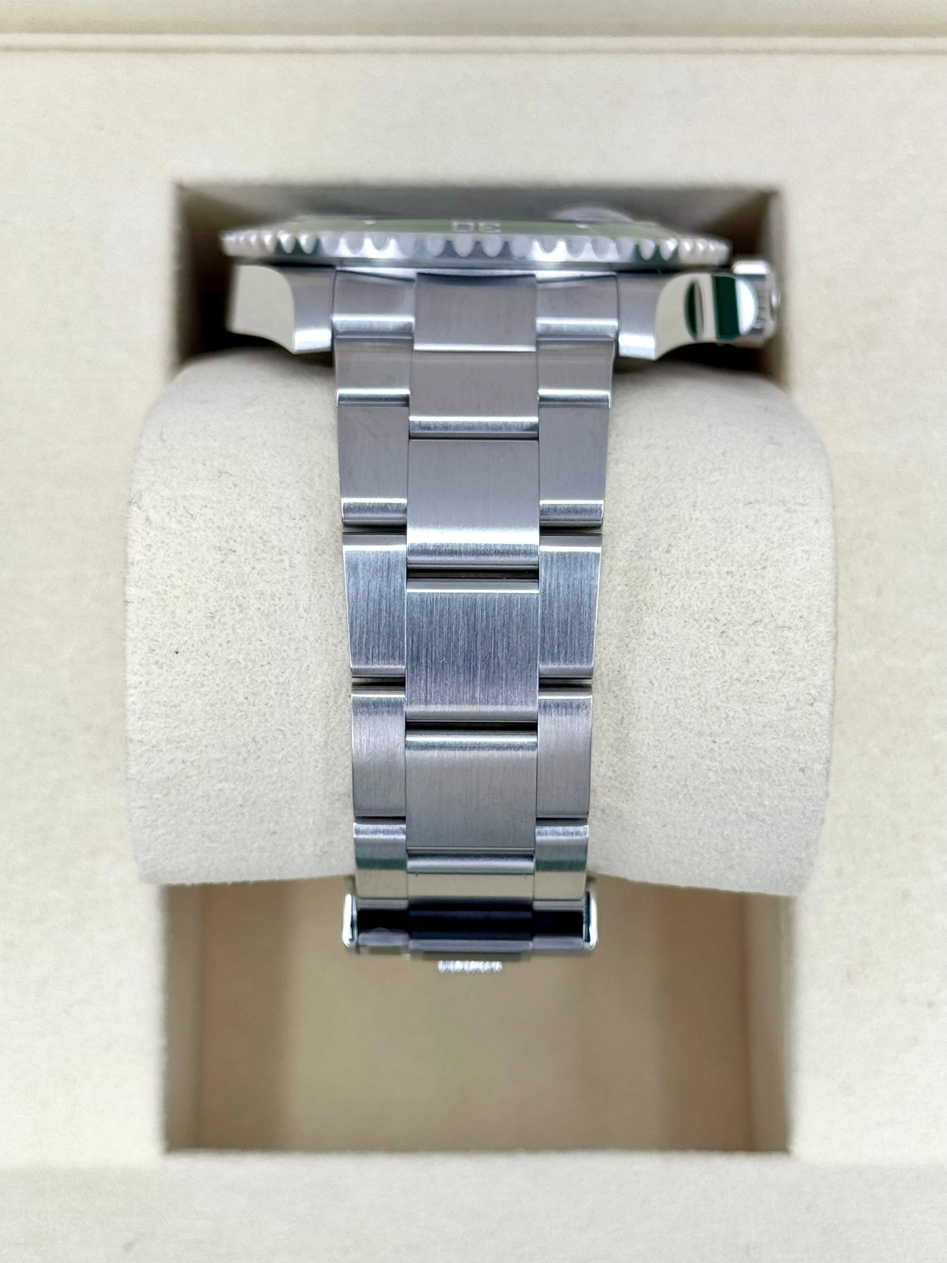 NEW 2025 ロレックス サブマリーナ 「スターバックス」 41mm 126610LV ブラックダイヤル