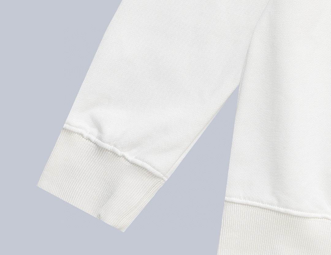 【GIVENCHY】男女兼用、ご好評に付き再入荷！
