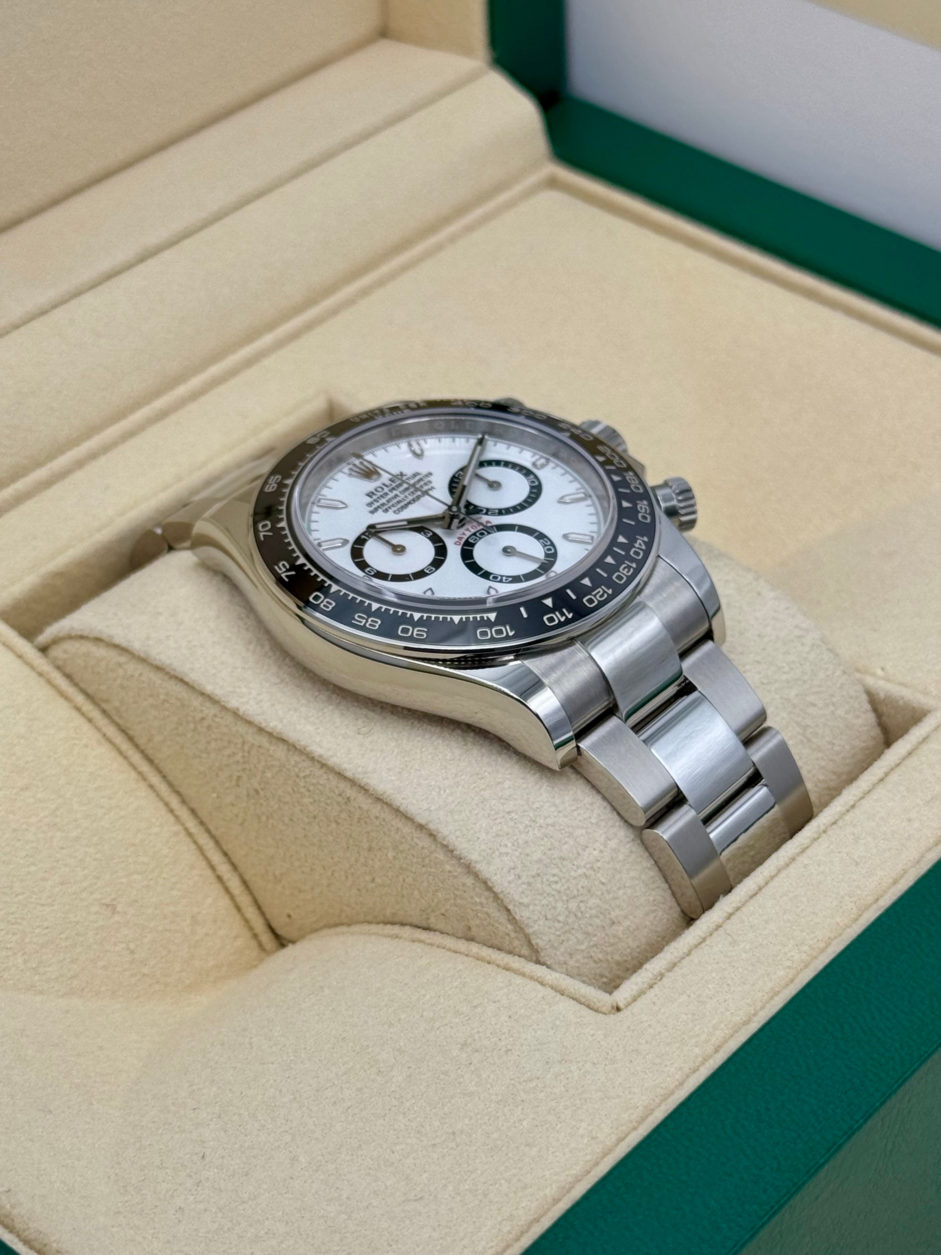 NEW 2025 ロレックス デイトナ 40mm 126500LN ステンレススチール パンダダイヤル