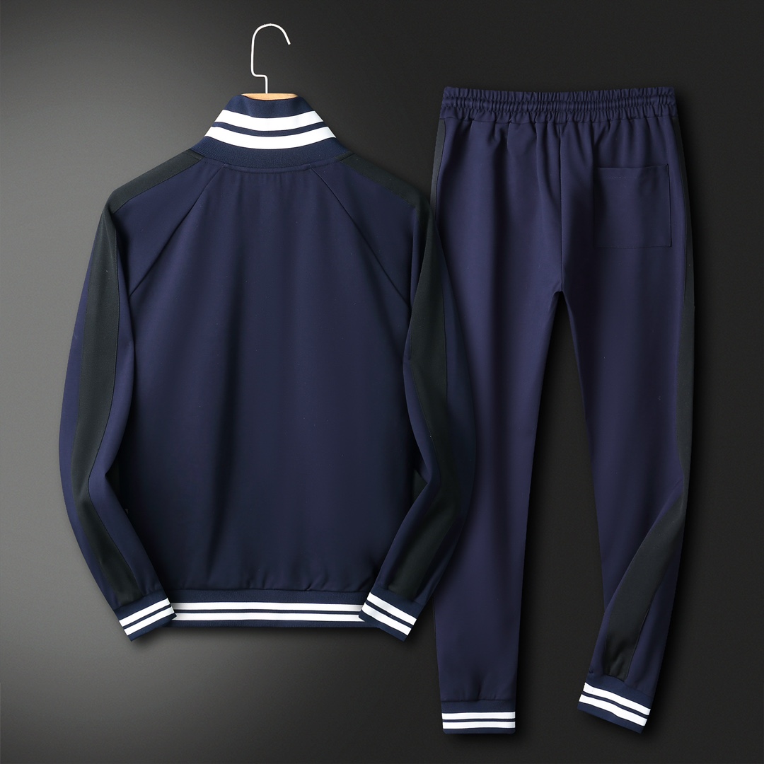 【Prada】( プラダ ) スーツ【即日出荷】ご好評に付き再入荷！