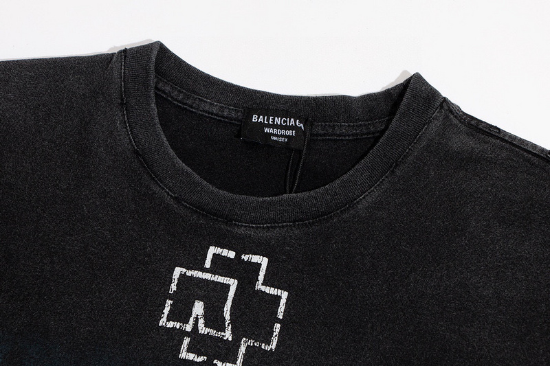 【BALENCIAGA】バレンシアガ 男女兼用、ご好評に付き再入荷！
