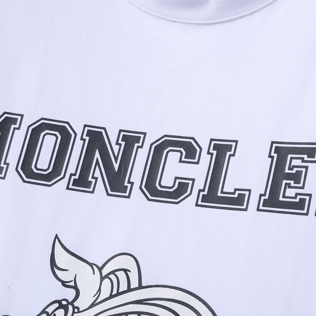 MONCLER（モンクレール）ご好評に付き再入荷！2色