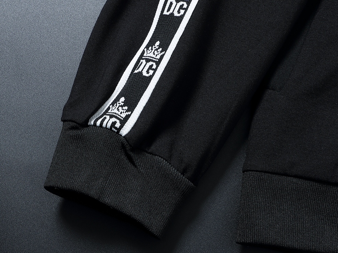 【Dolce&Gabbana】スーツ【即日出荷】ご好評に付き再入荷！
