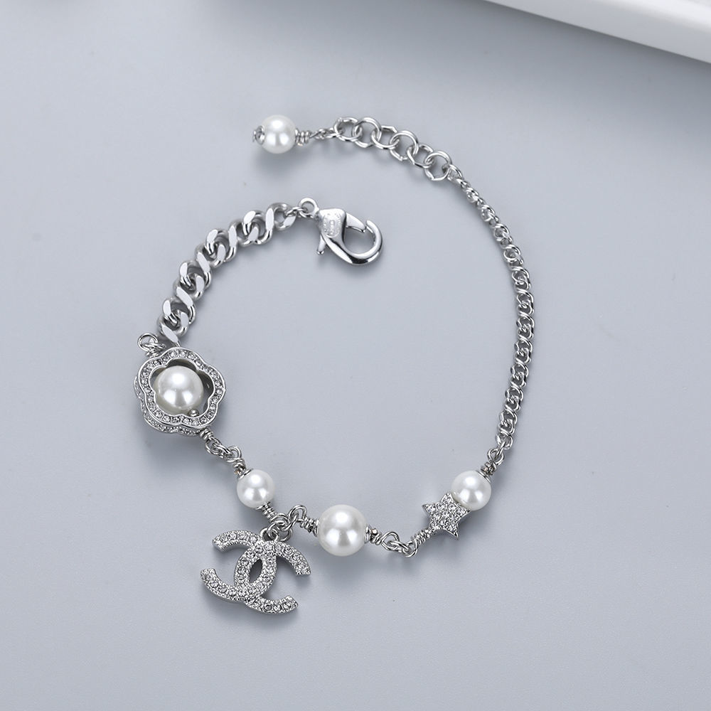 CHANEL（シャネル）ブレスレット