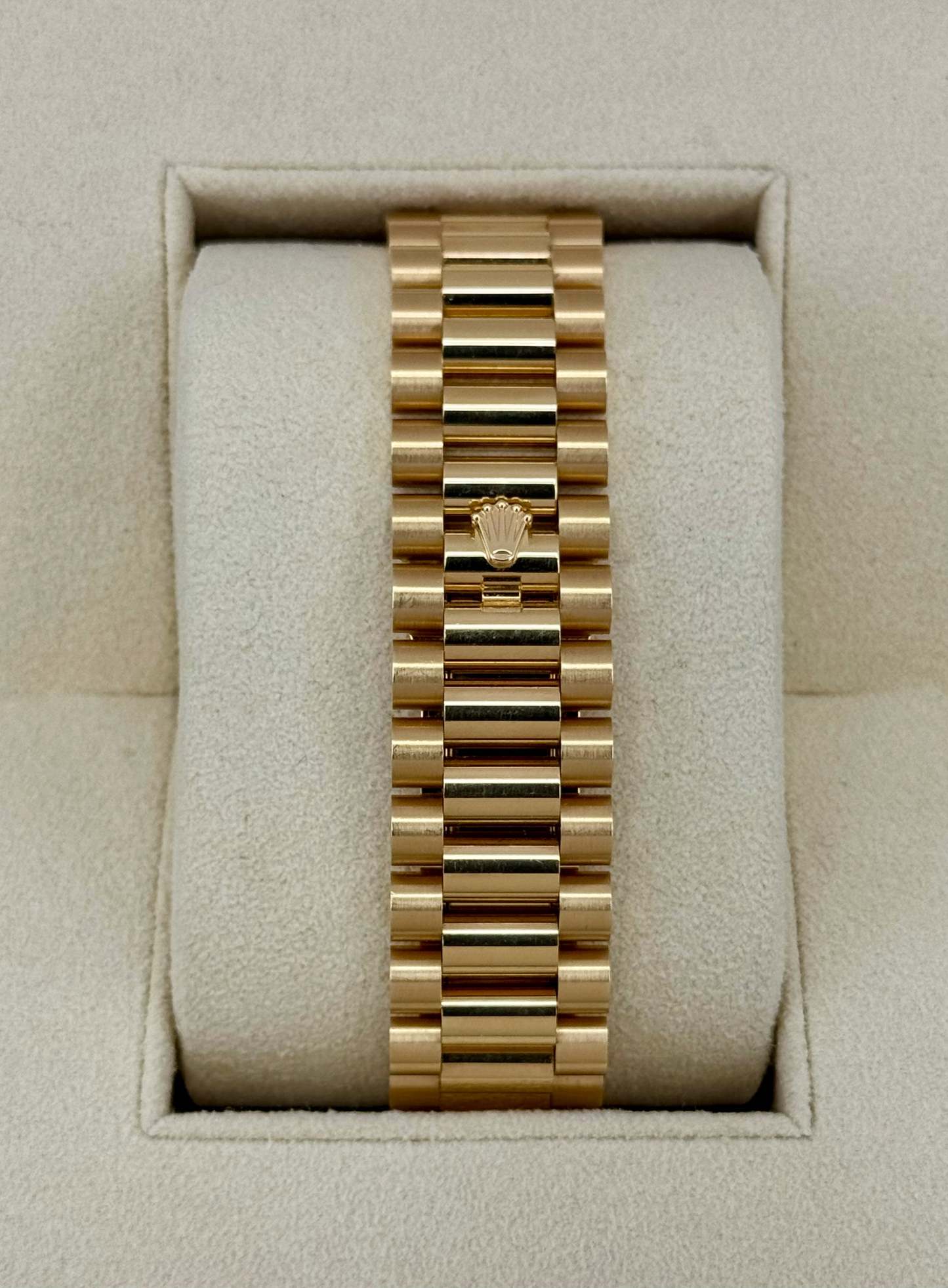 2023 ロレックス デイデイト 40mm 228238 プレジデンシャル グリーンダイヤル