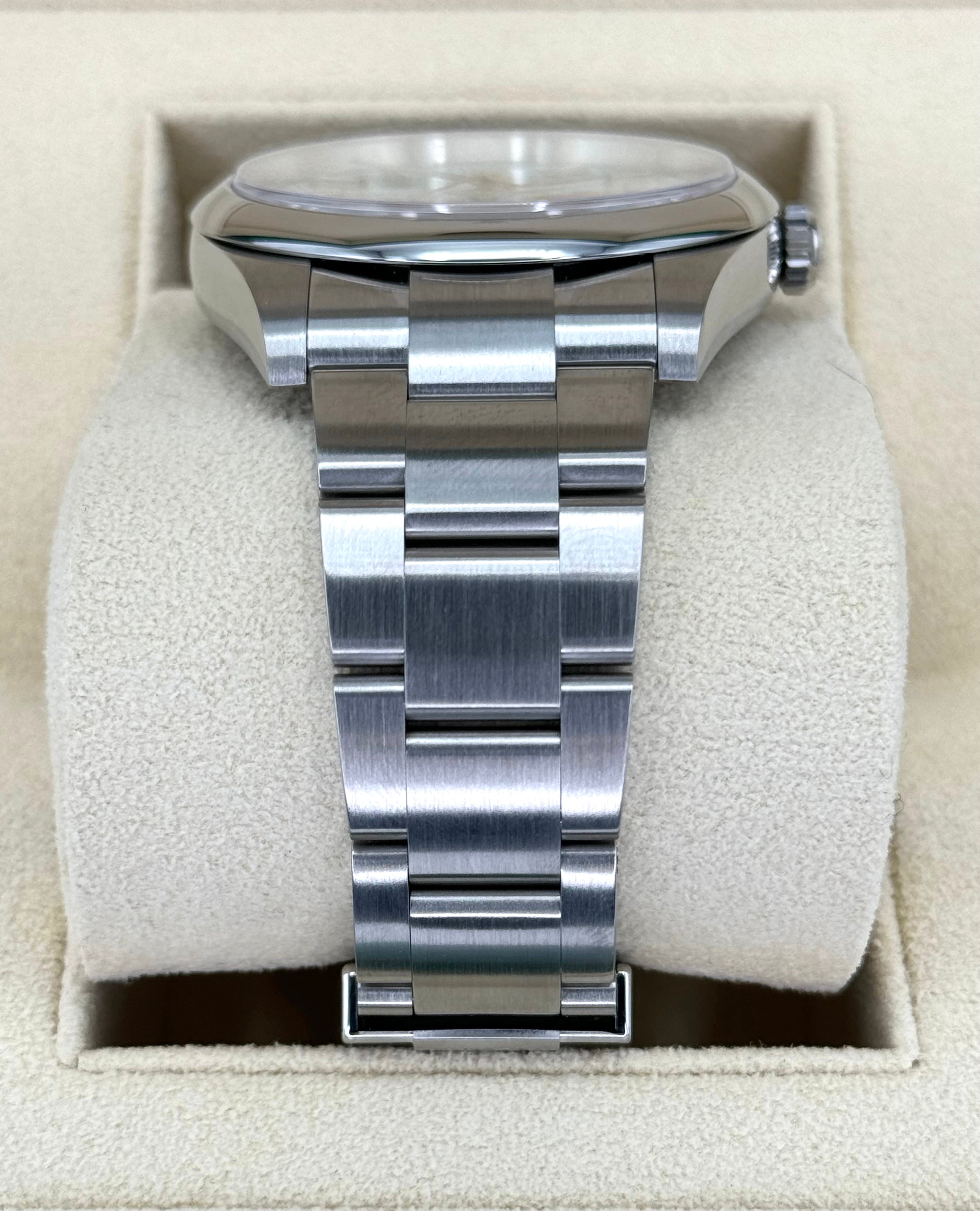 NEW 2024 ロレックス オイスターパーペチュアル 41mm 124300 セレブレーションダイヤル