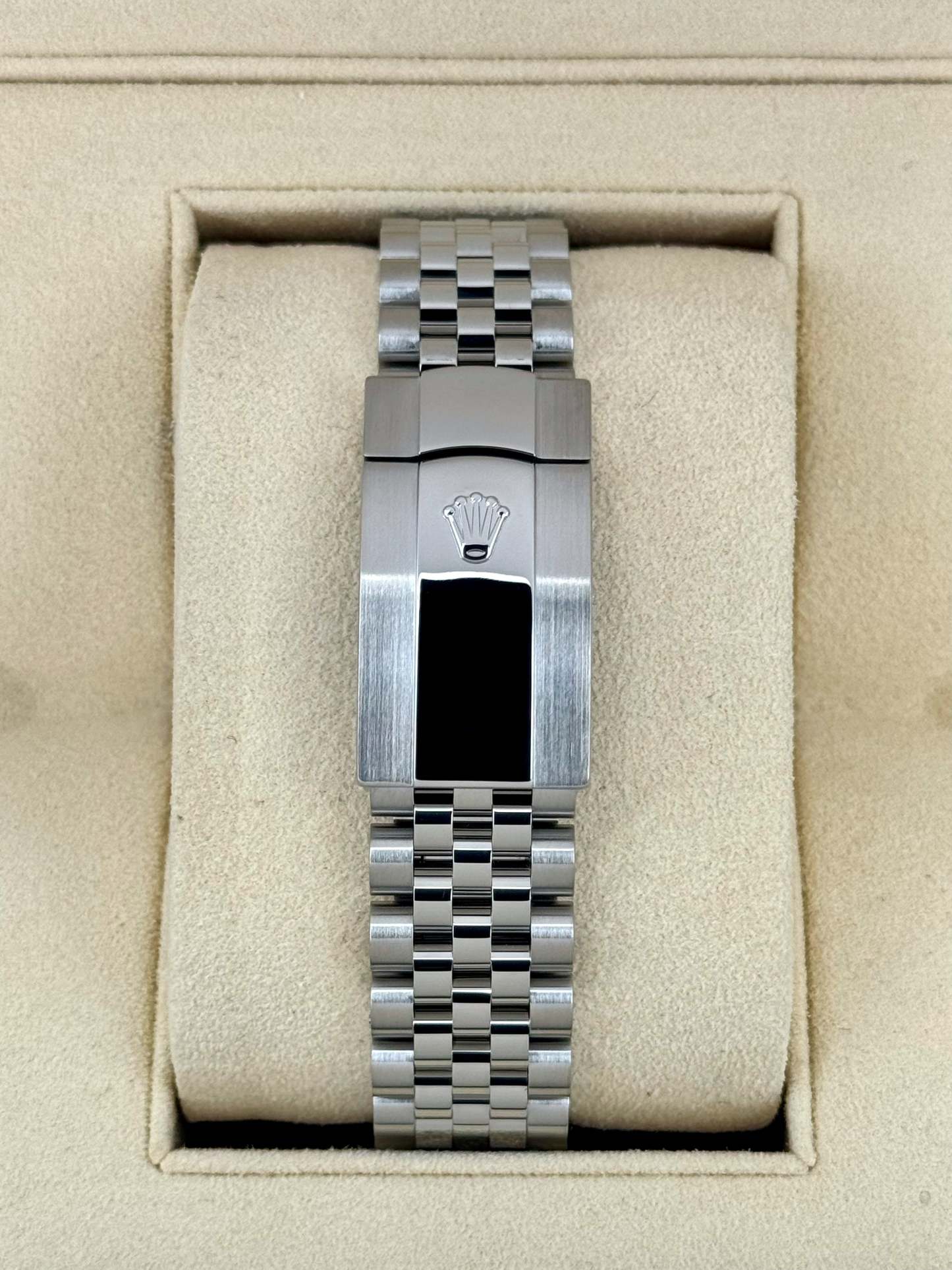 2017 ロレックス デイトジャスト 41mm 126334 ステンレススティール ジュビリー ロジウム文字盤