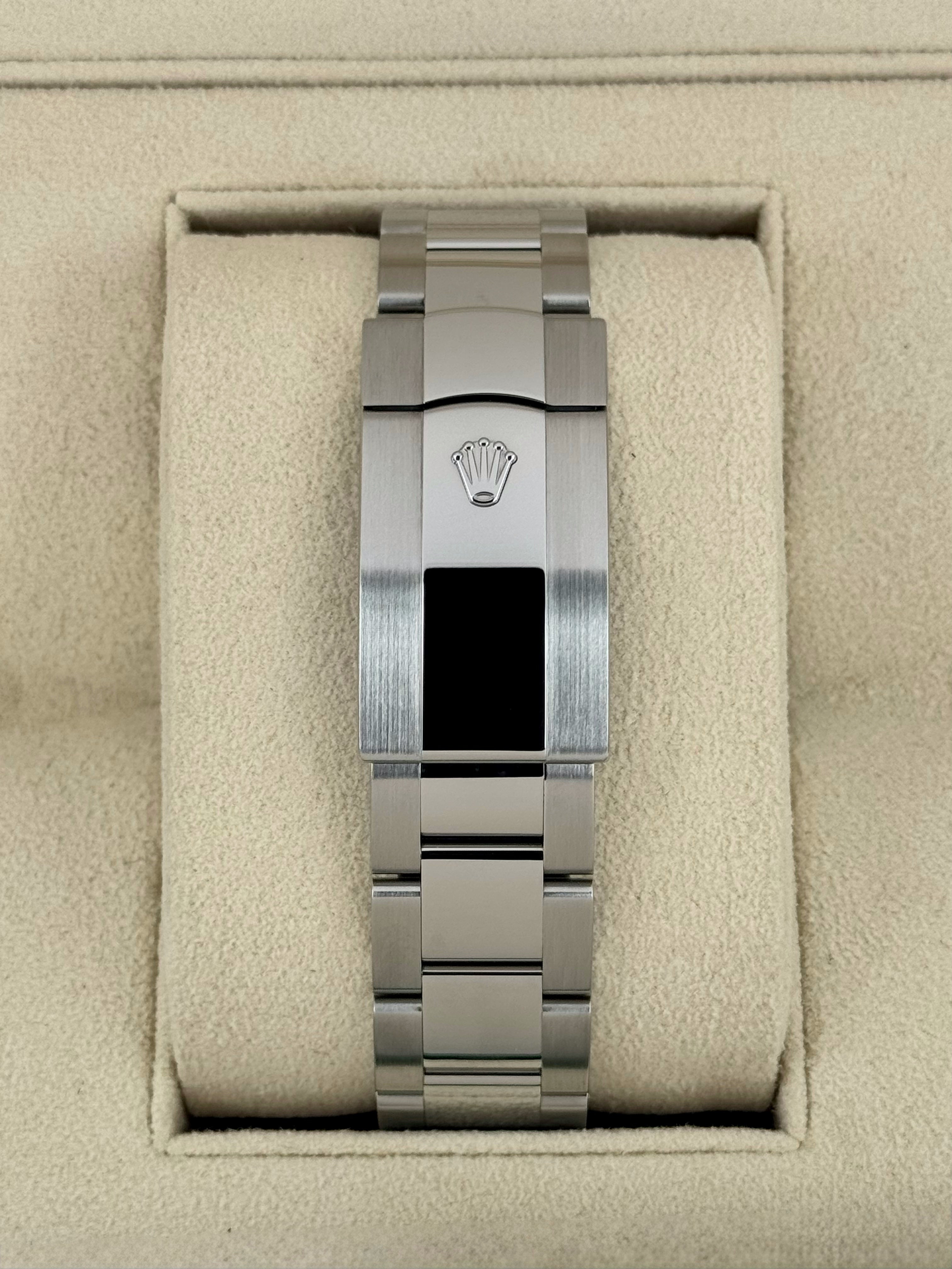 2023 ロレックス スカイドゥエラー 42mm 326934 オイスターブルー文字盤