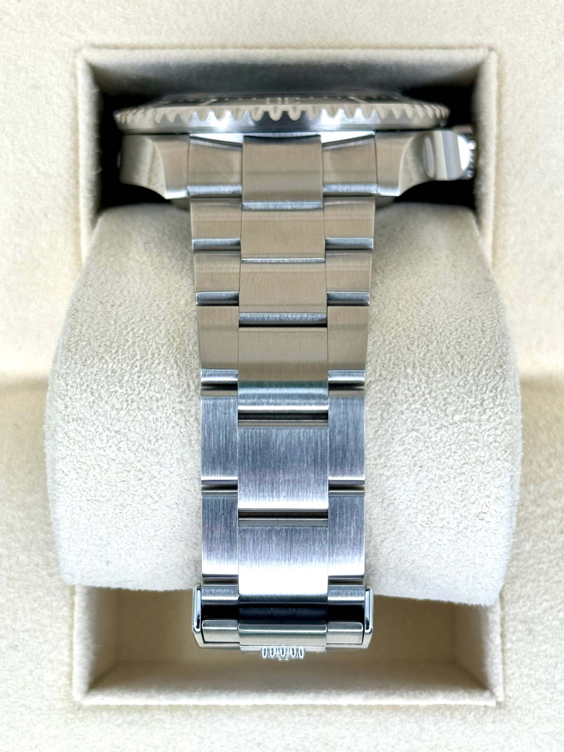 NEW 2024 ロレックス シードゥエラー 43mm 126600 ブラックダイヤル