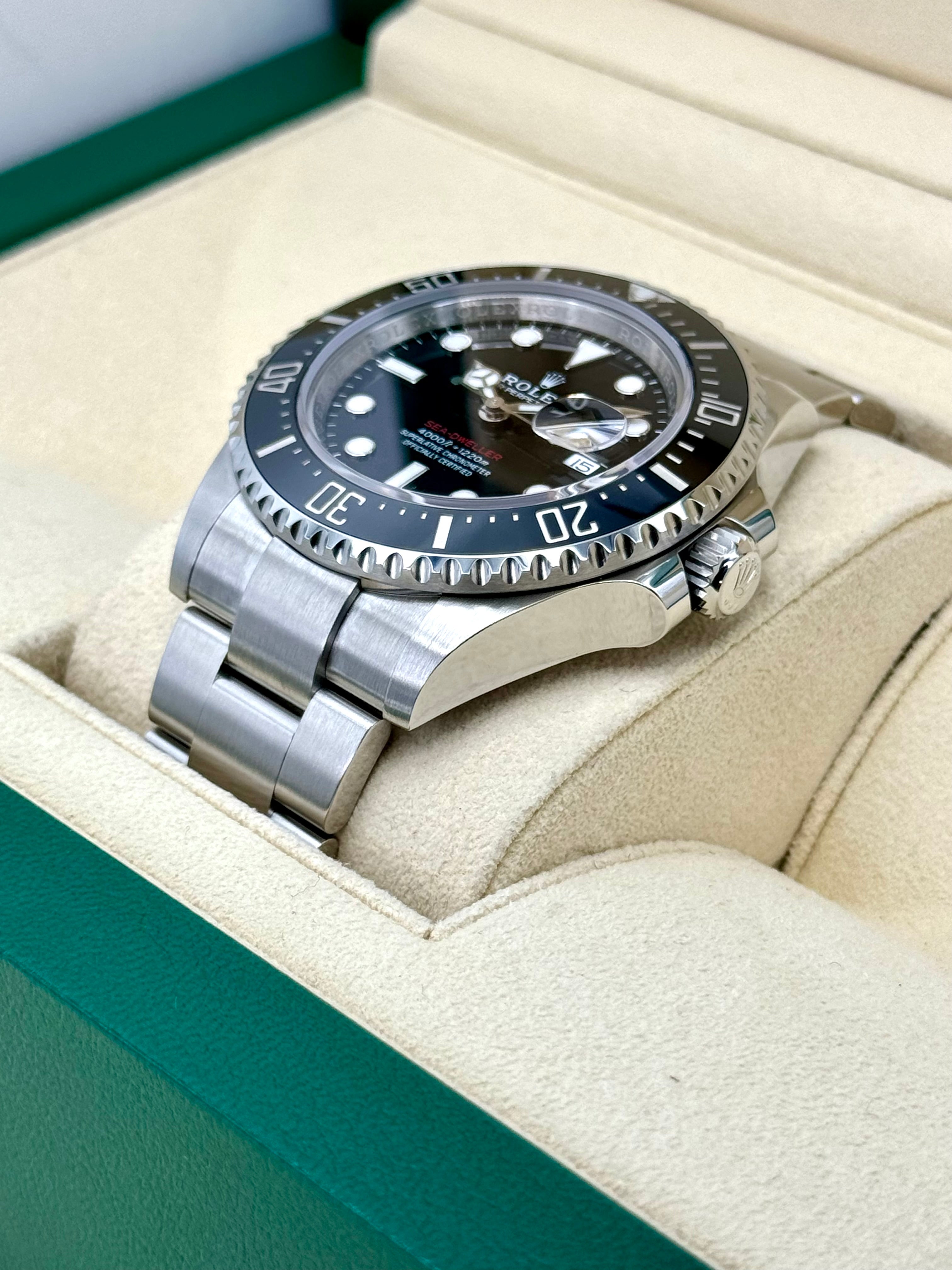 NEW 2024 ロレックス シードゥエラー 43mm 126600 ブラックダイヤル