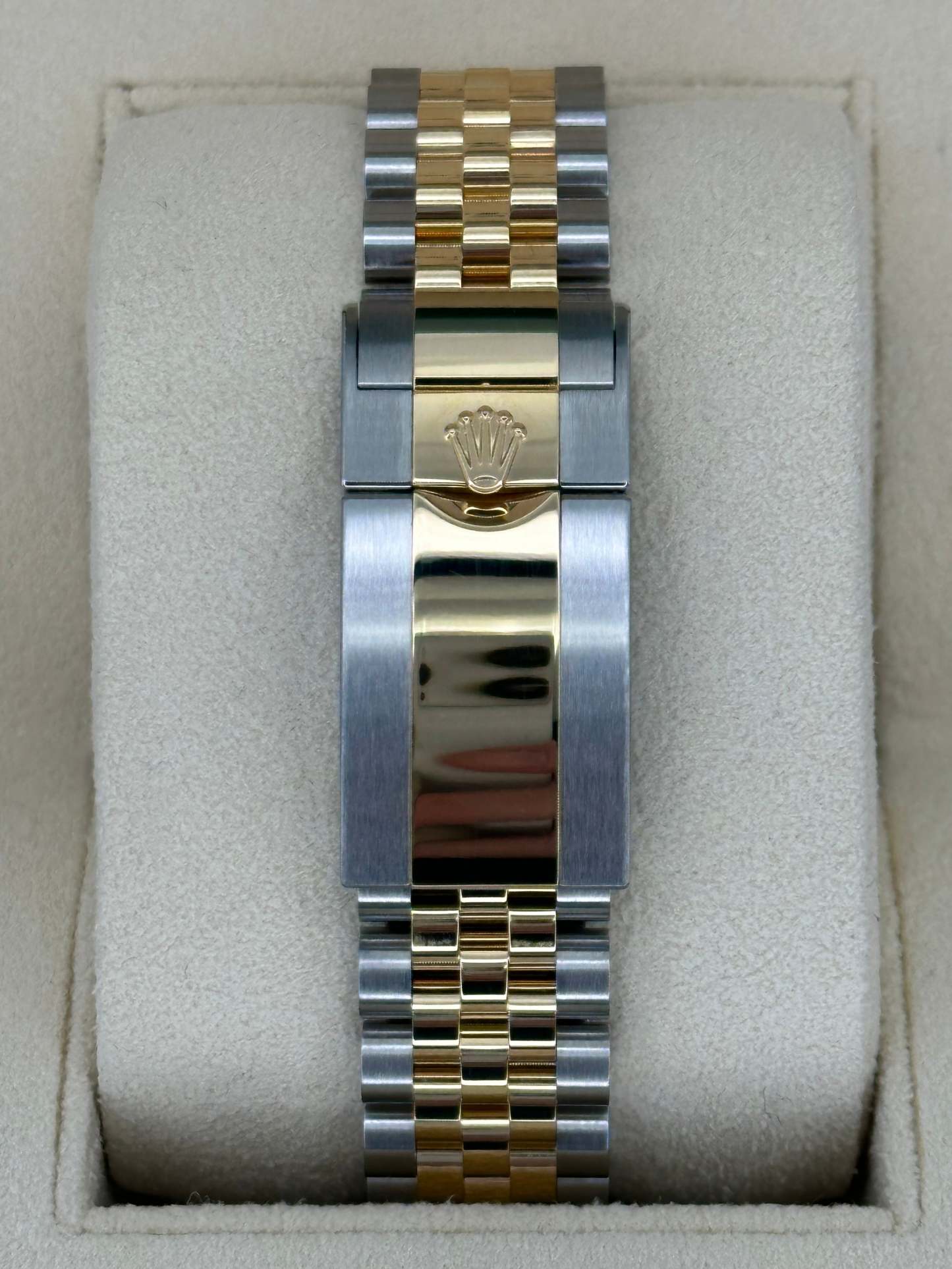 NEW 2025 ロレックス GMTマスターII 40mm 126713GRNR ツートンジュビリー