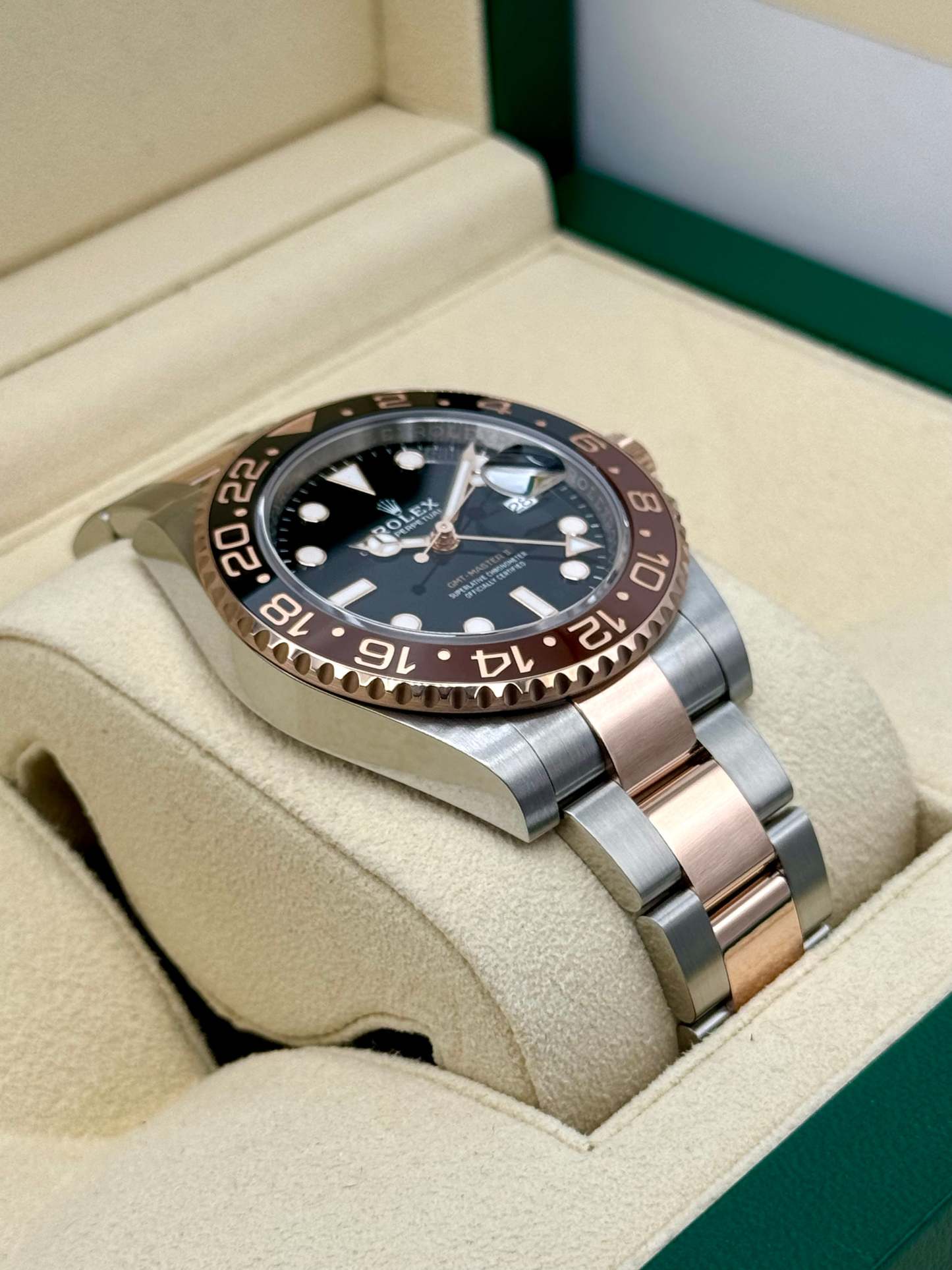 2022 ロレックス GMTマスターII 「ルートビア」 40mm 126711CHNR ツートーン