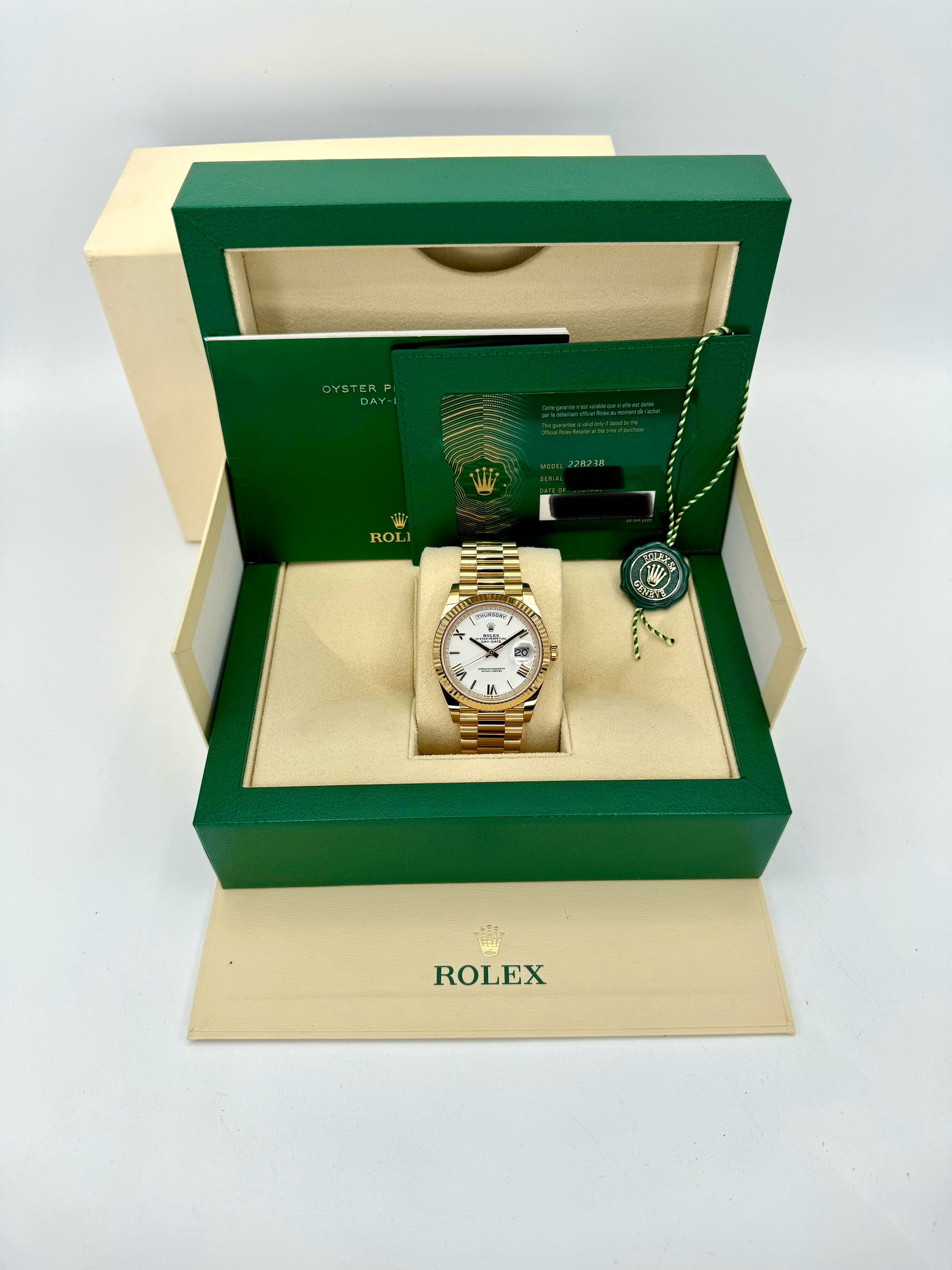 2022 ロレックス デイデイト 40mm 228238 プレジデンシャル ホワイトダイヤル