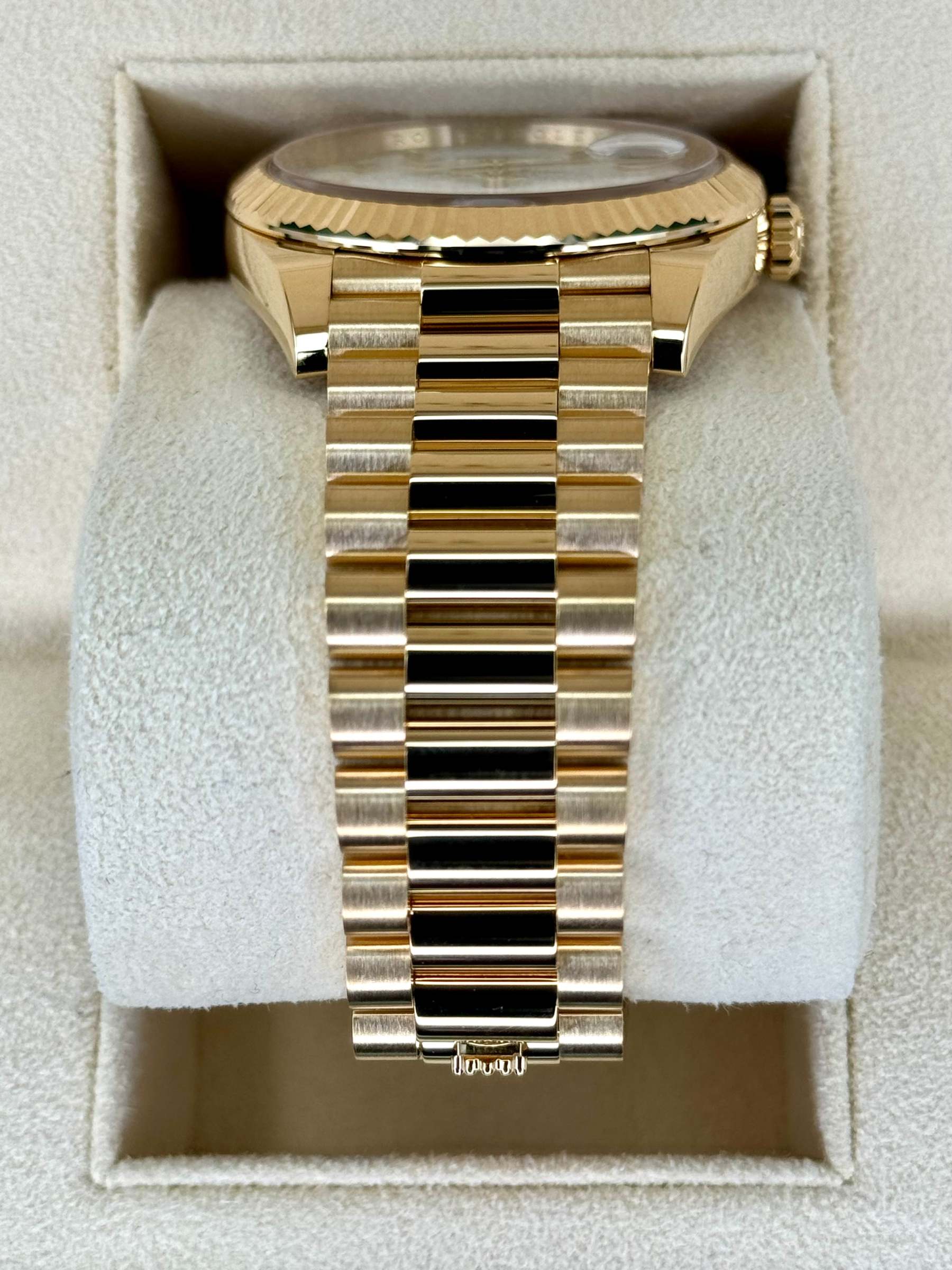 2022 ロレックス デイデイト 40mm 228238 プレジデンシャル ホワイトダイヤル